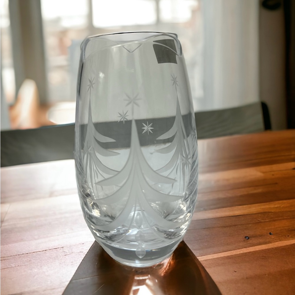 NIB VTG Mikasa Slovenia Christmas Tree Silent Night Crystal Etched Bud Vase 1994